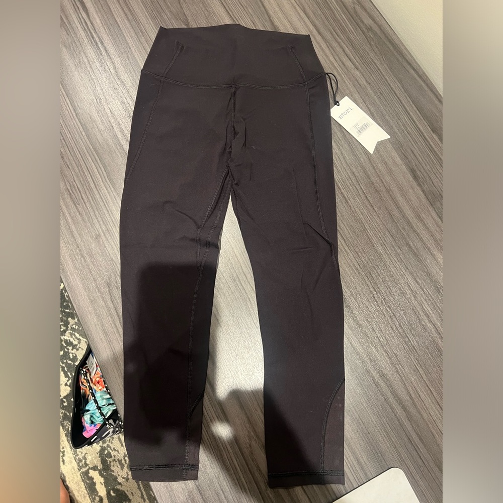 Stori Leggings NWT